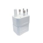Ficha Adaptadora de poder Universal TREQA con estuche para viaje - Imagen 2